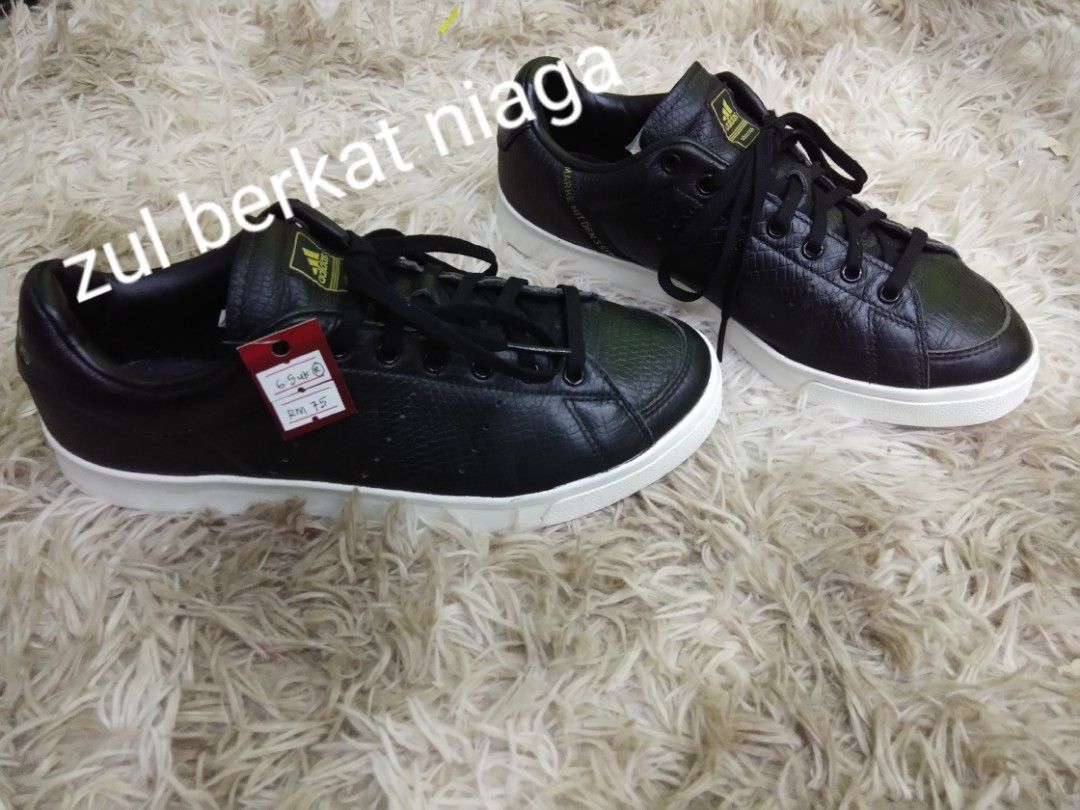 adicross classic wide shoes Men s Fashion Footwear Sneakers on
