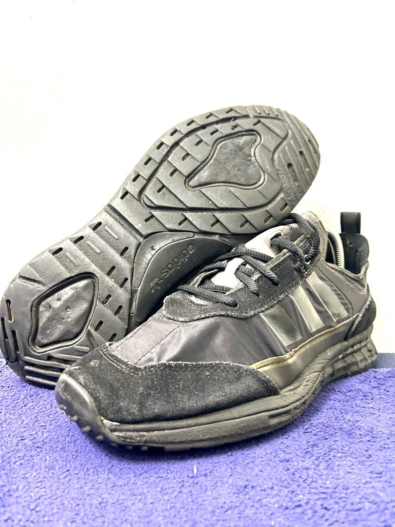 Adidas Triple Black UK8 26.5cm siap pos Men s Fashion Footwear