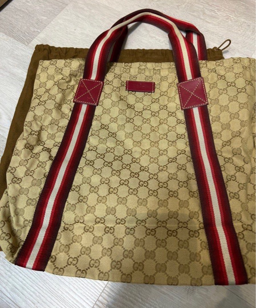 Gucci store discontinued bags