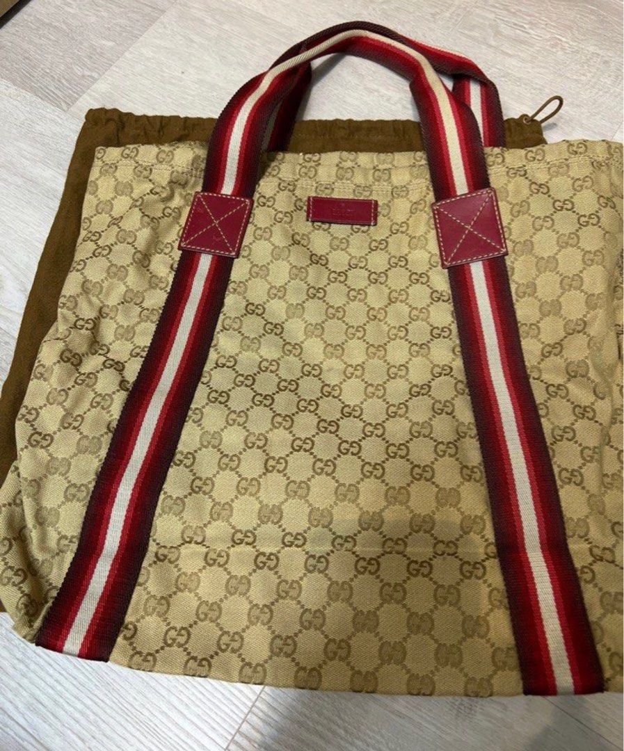 Gucci discontinued handbags store