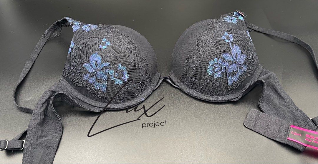 Authentic LaSenza Hello Sugar Royal Blue Black Lace Push Up Bra, Women's  Fashion, Tops, Other Tops on Carousell