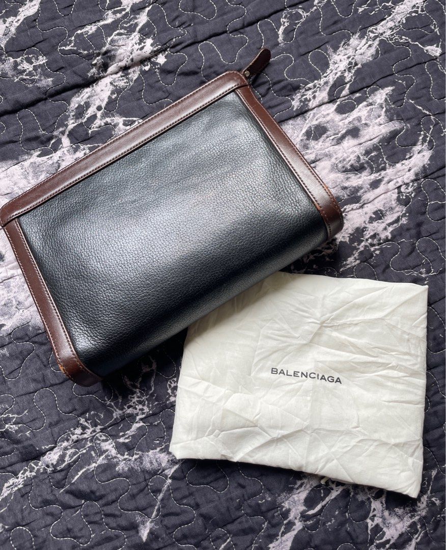 Balenciaga clutches best sale