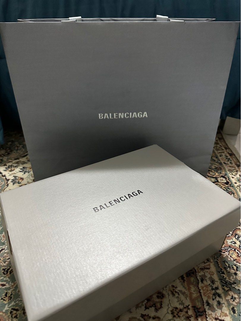 Balenciaga woman man triple s sneakers with logo leather trainers