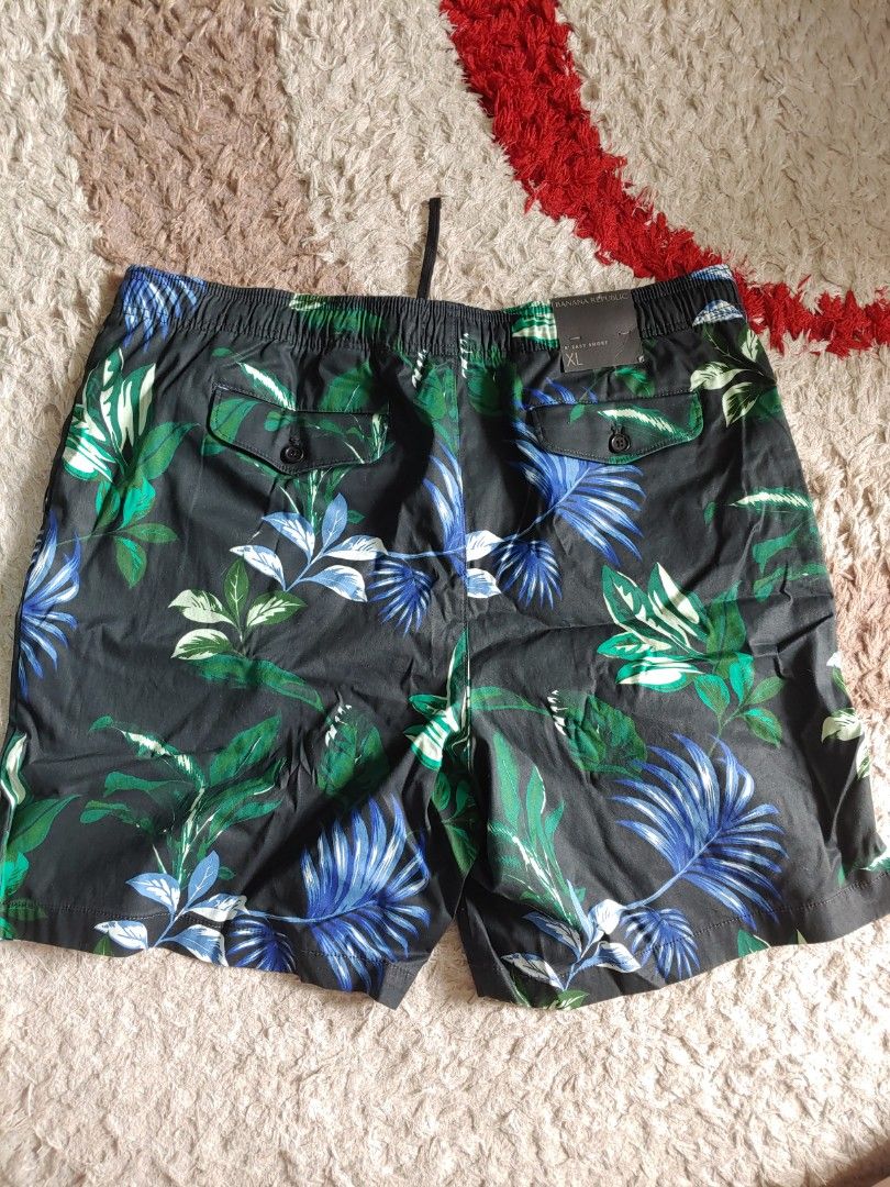 Banana republic shorts, Men's Fashion 