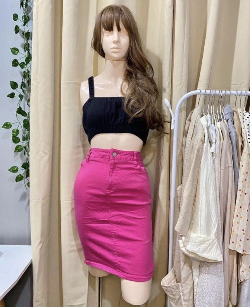 Pink denim sales skirt 50