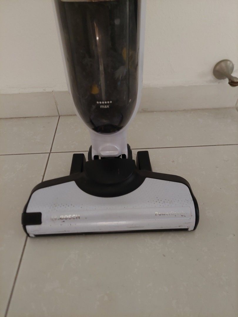 FLASH DEAL! Bosch Vacuum cleaner handstick, TV & Home Appliances ...