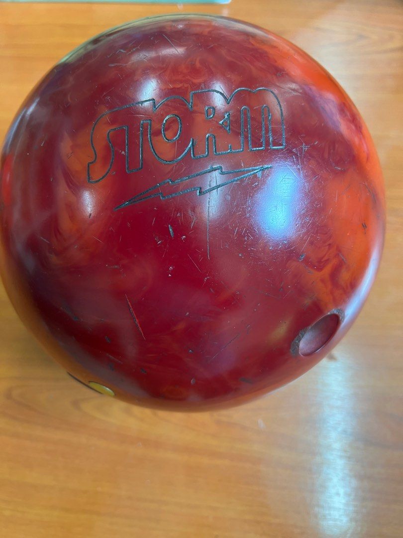 Bowling ball storm solid reactive, Sports Equipment, Sports & Games