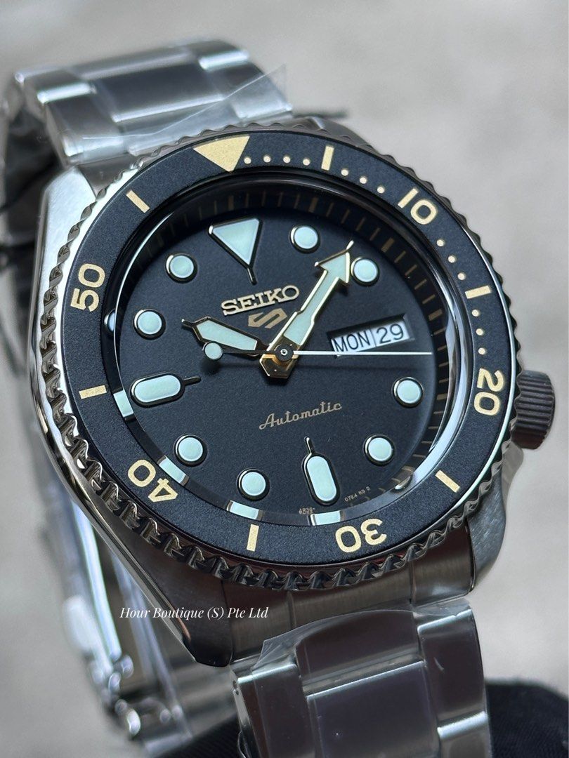 Brand New Seiko 5 5KX Black with Gold Index Men's Automatic Casual Watch  SRPD57 SRPD57K1, Men's Fashion, Watches & Accessories, Watches on Carousell