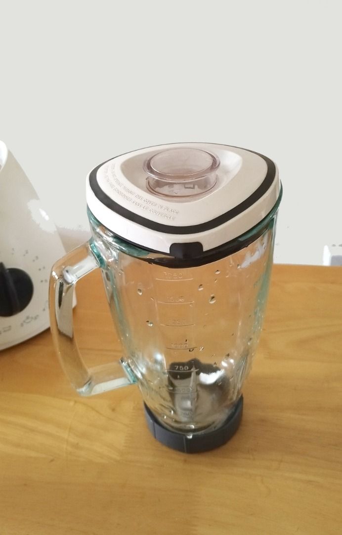 Braun Blender Mixer Glass Jar Model 4184, TV & Home Appliances, Kitchen Appliances, Juicers