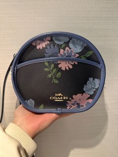 （分類：）位於 。 由 maggieD 提交（商品編號 1215155090，圖片 1）。簡介： 。