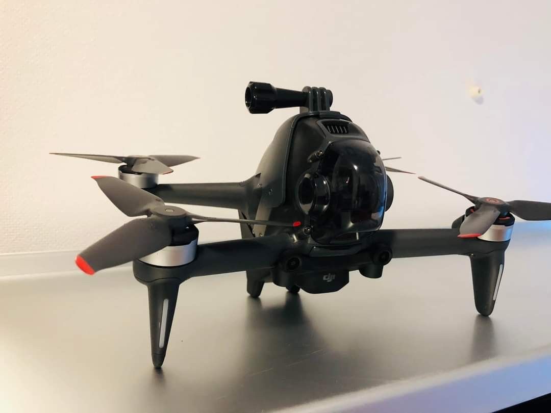 Drone (Category: Drones) located in Makati City. Submitted by eva15631 (Listing ID 1215307735, Image 3). Description: Available on (APRIL 25-27,2023 DJI FPV FLY MORE COMBO + FREE WELL ND FILTERS + GO PRO MOUNT + FPV GOGGLES BATTERY WIRE ORGANIZER + BATTERY PROTECTOR + BAG * bought it all 90KPHP, pwede 85K Message lang.. Salamat...