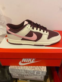 Dunk Low Valentine’s Day