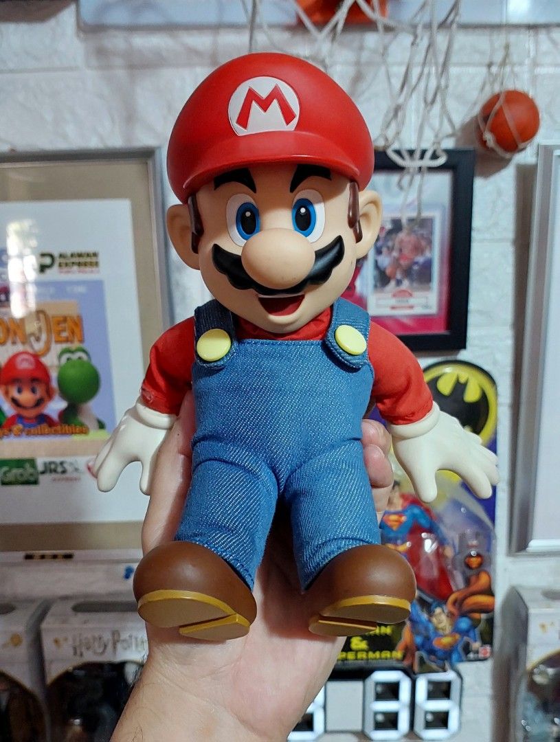 Super Mario Figurine par GREATESTMOON