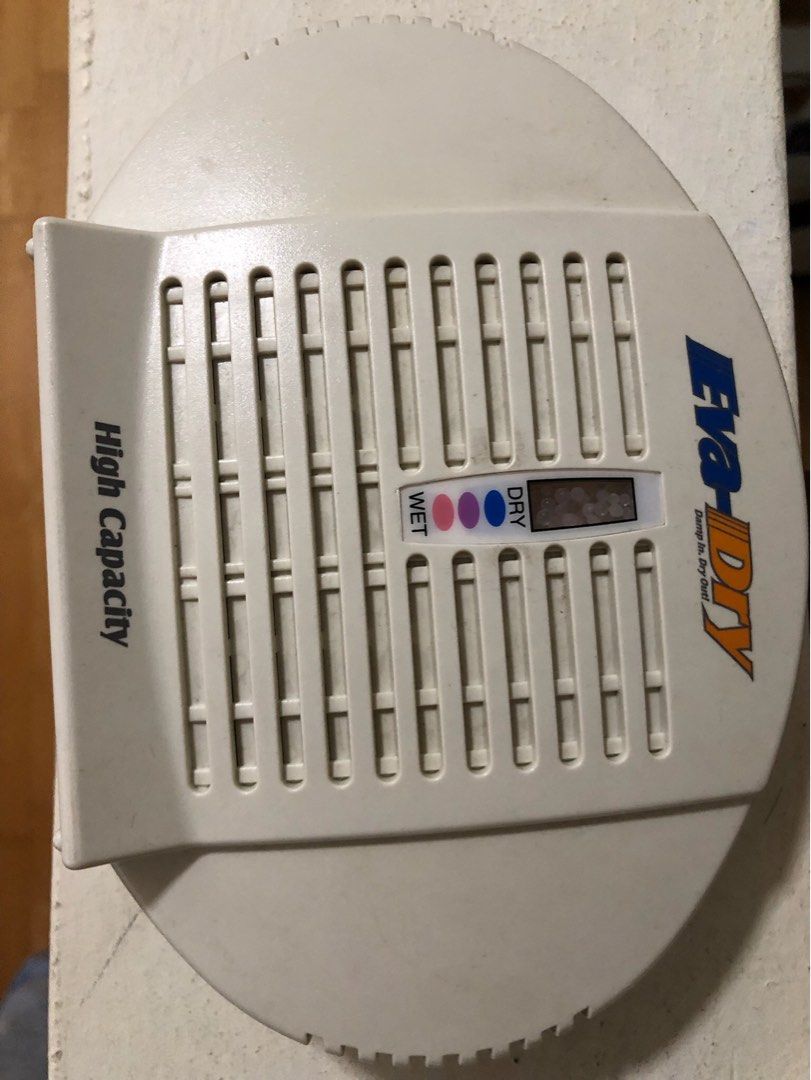 Eva Dry Mini Dehumidifier E500, TV & Home Appliances, Air Purifiers & Dehumidifiers on Carousell