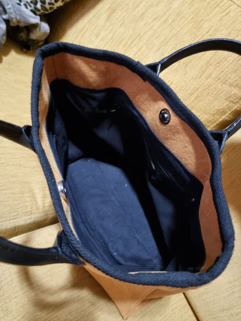 okpta leather bags