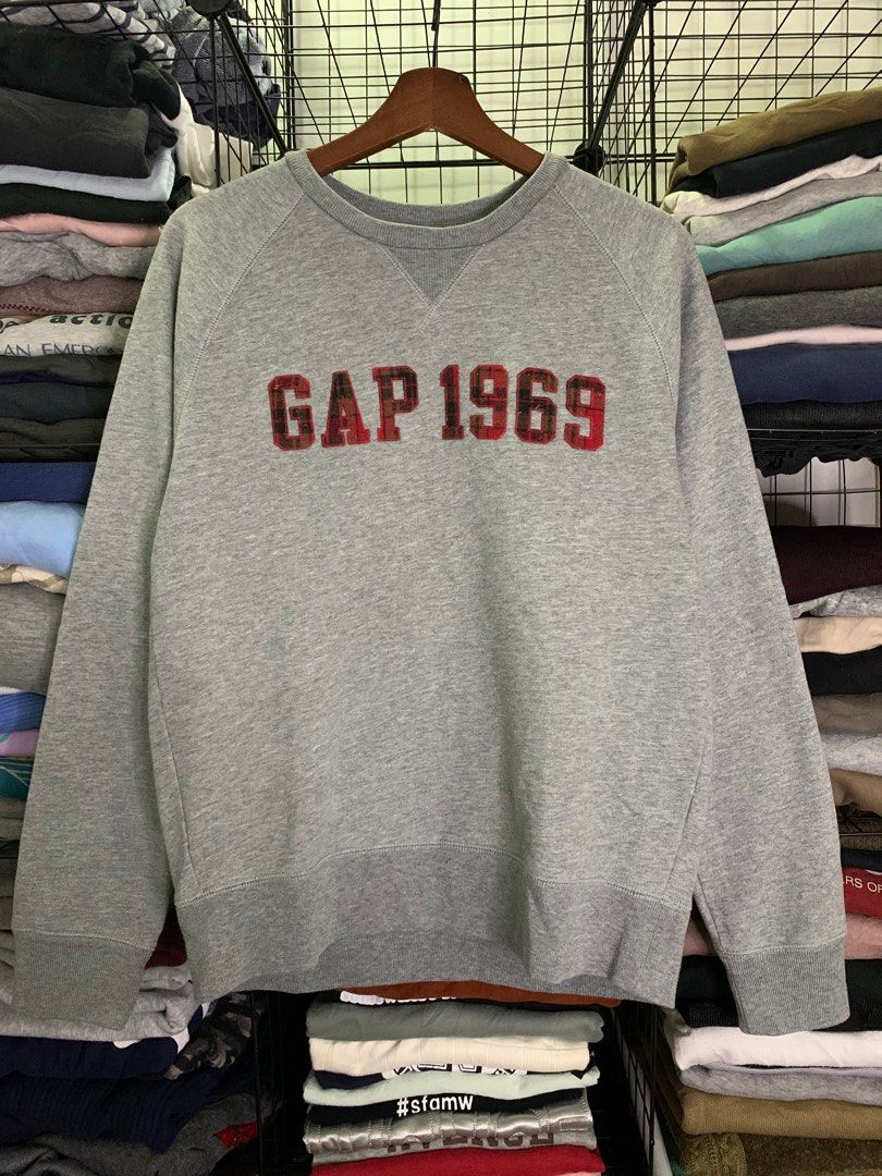 Gap sales 1969 sweatshirt