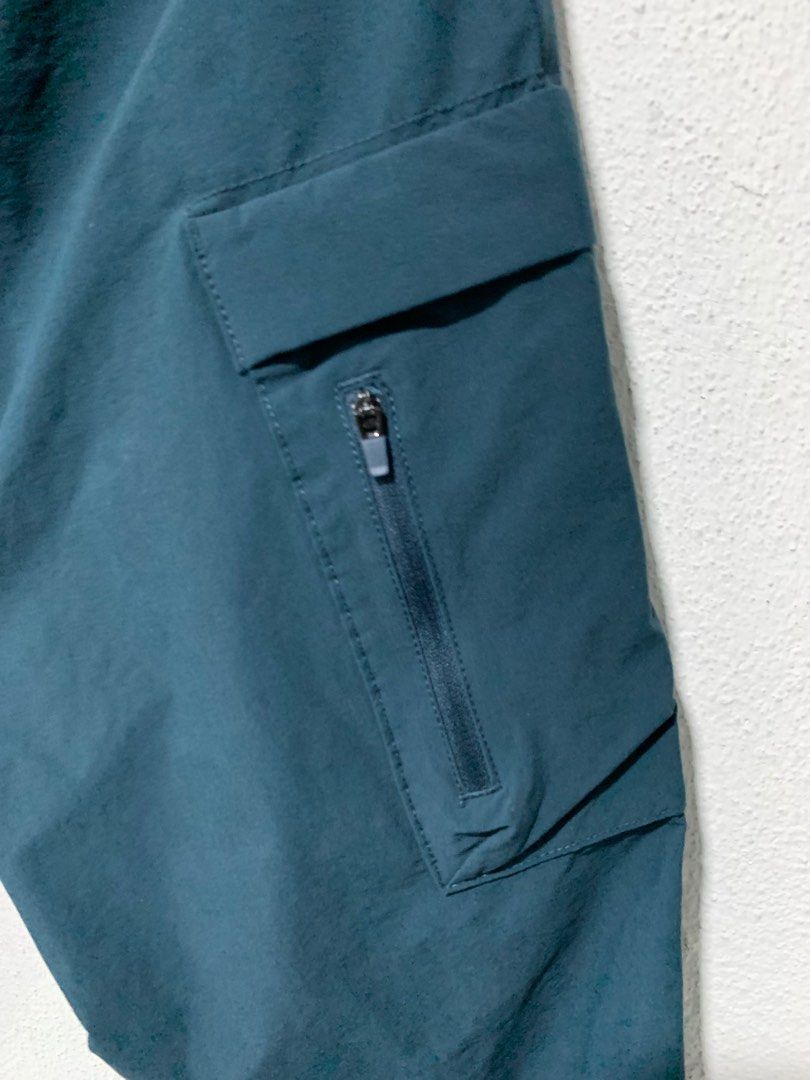 Gapfit on sale hiking joggers