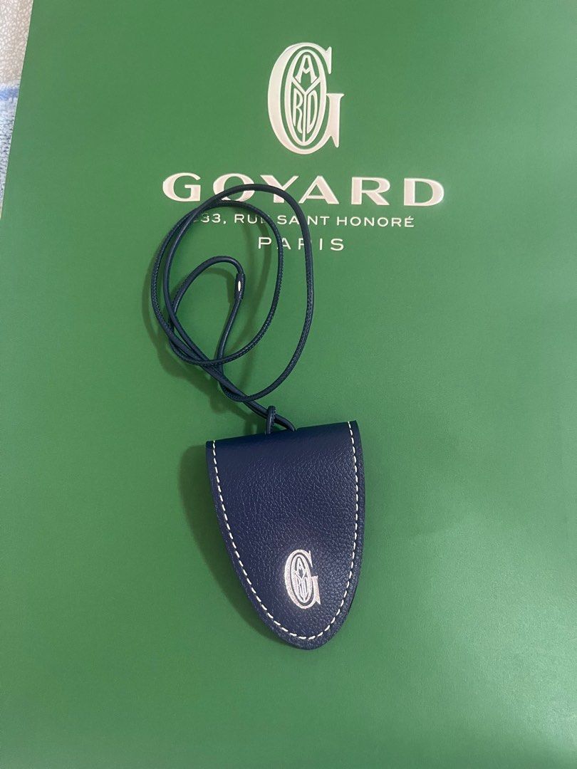 Goyard bag clip top