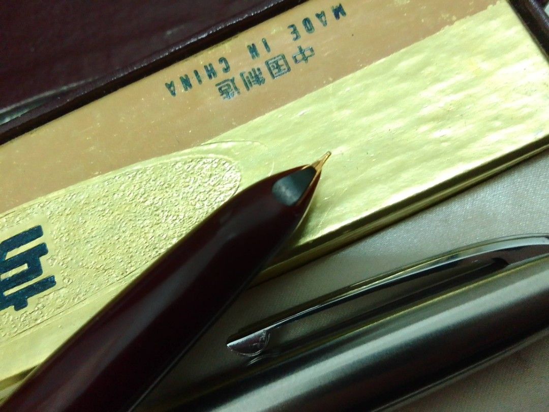 Hero fountain pen New old stock, Hobbies & Toys, Stationary & Craft
