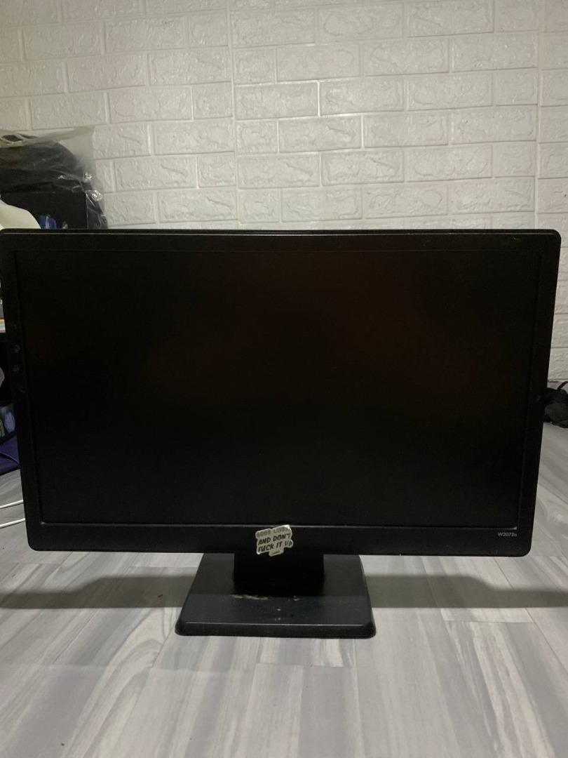 HP W2072a, Computers & Tech, Parts & Accessories, Monitor Screens on ...