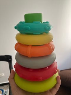 Infantino stacking rings