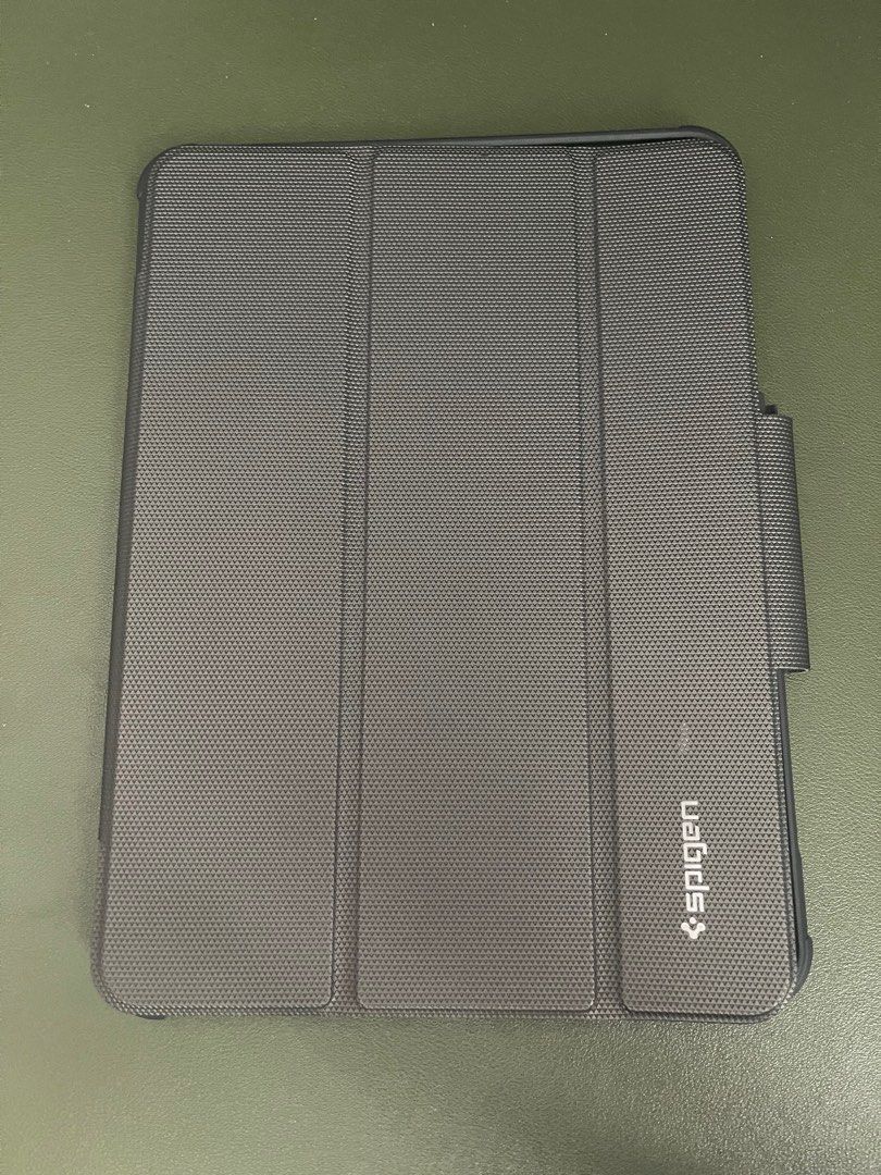 Spigen Rugged Armor Pro case IPad Pro 11”, Mobile Phones & Gadgets