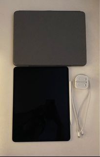 iPad Pro 12.9-inch ( 6th Gen ) 128GB Wi-Fi FULL SET with iPad Cover, Keyboard, Pencil and Charger. Like New Condition, no dents, scratches, perfect health battery