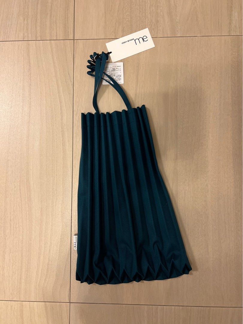 Trunk pleats bag 21 online