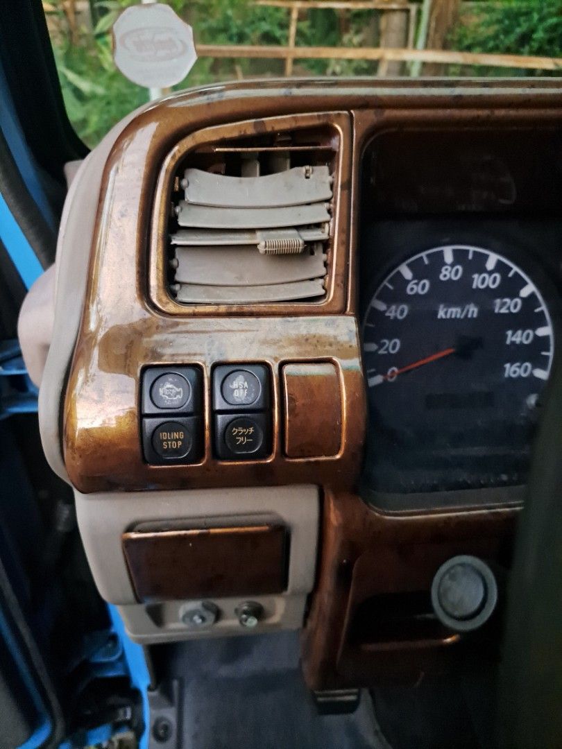 Isuzu Elf, Special Vehicles, Heavy Vehicles on Carousell