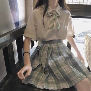 （分類：）位於 。 由 donnienothere 提交（商品編號 1215159549，圖片 1）。簡介： 。