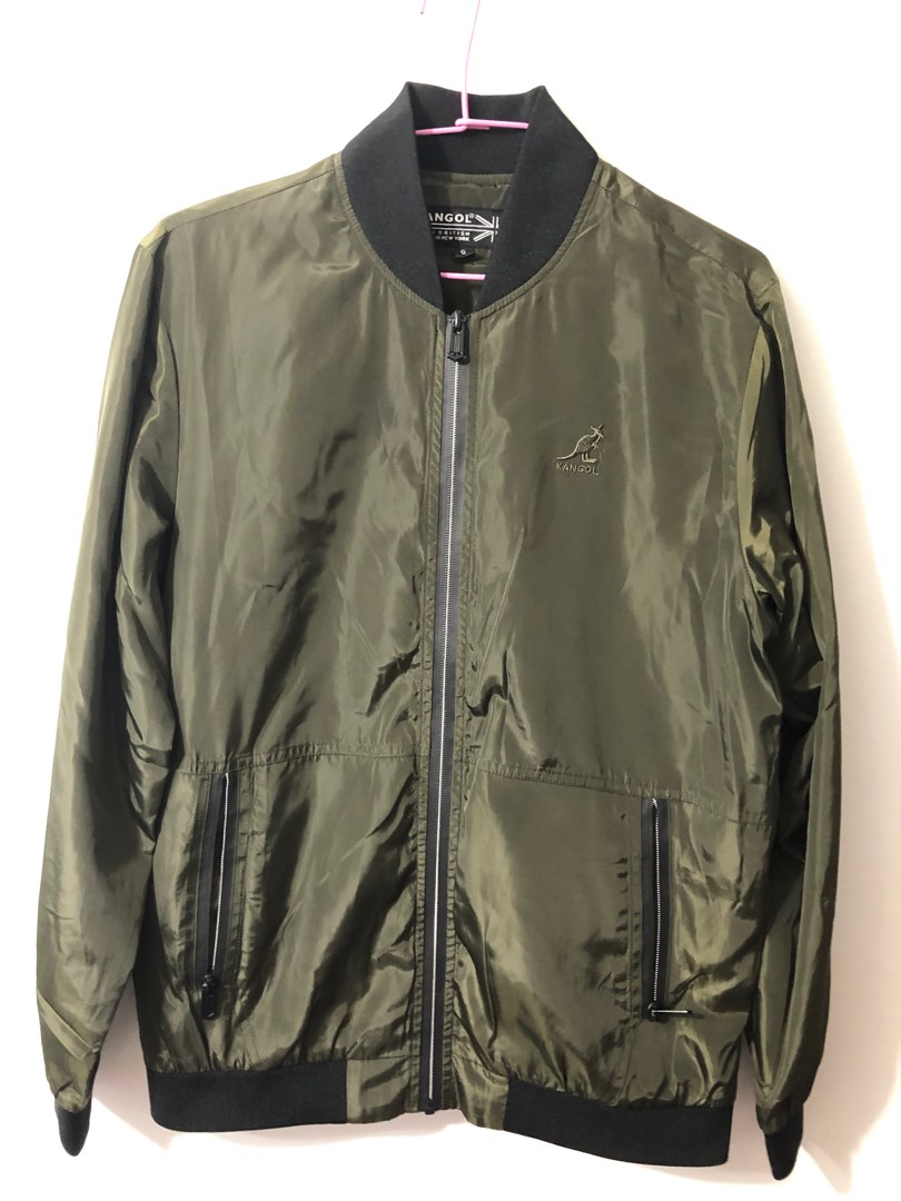 Men's small on sale in womens
