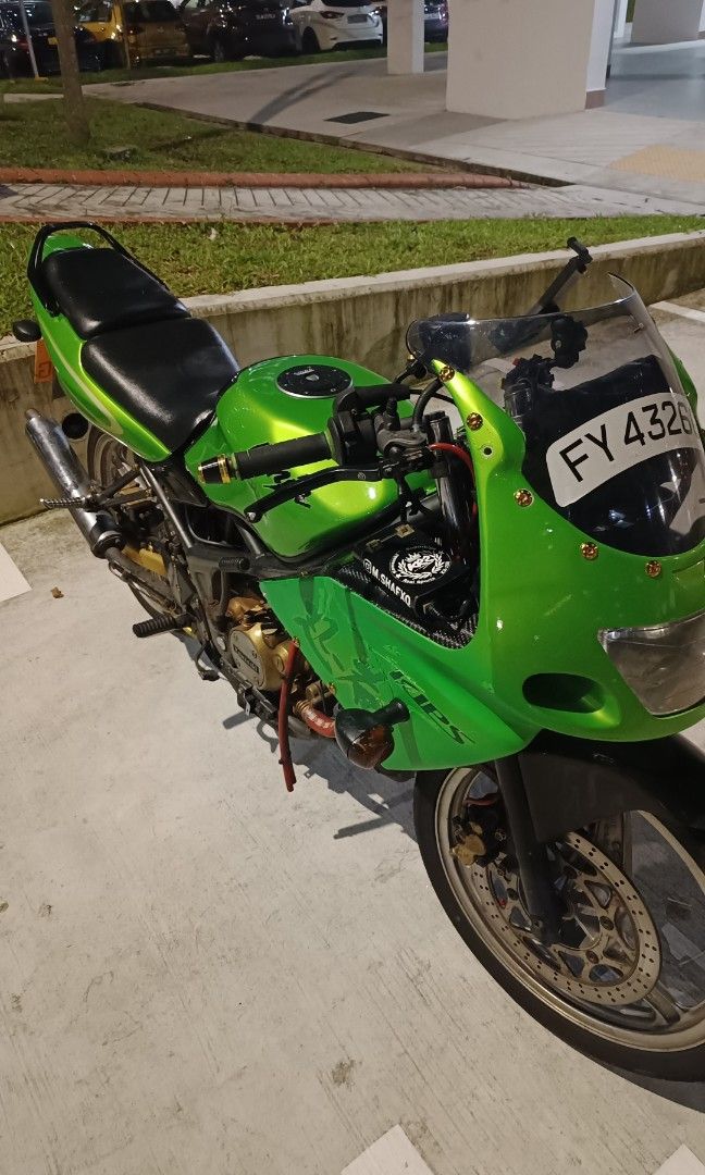 kawasaki 150 bike
