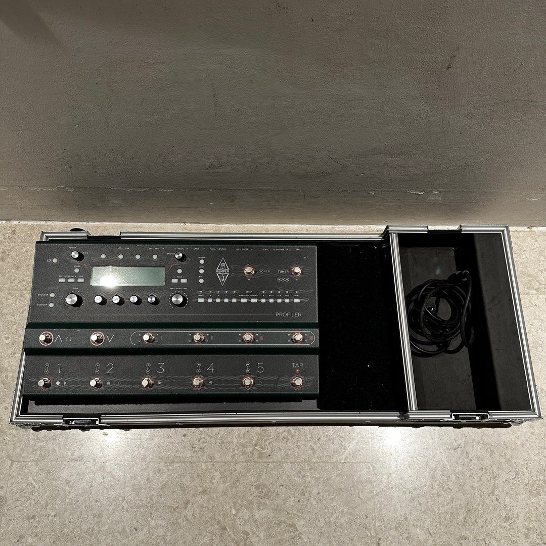 Kemper Stage (Free Flight Case), Hobbies & Toys, Music & Media, Musical
