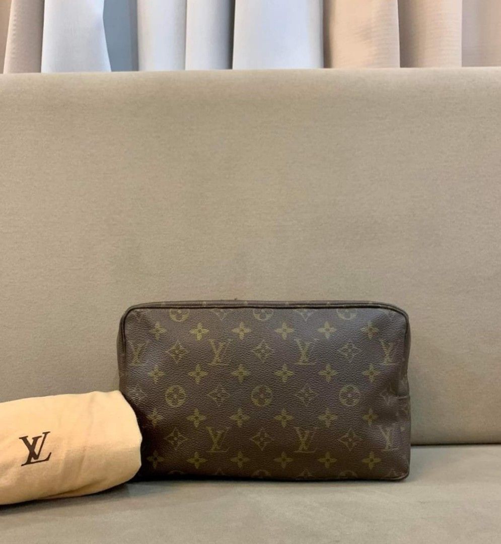 Japan Preloved Lv Belt Bag, Luxury, Bags & Wallets on Carousell