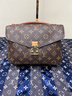 Louis vuitton pochette hotsell pris