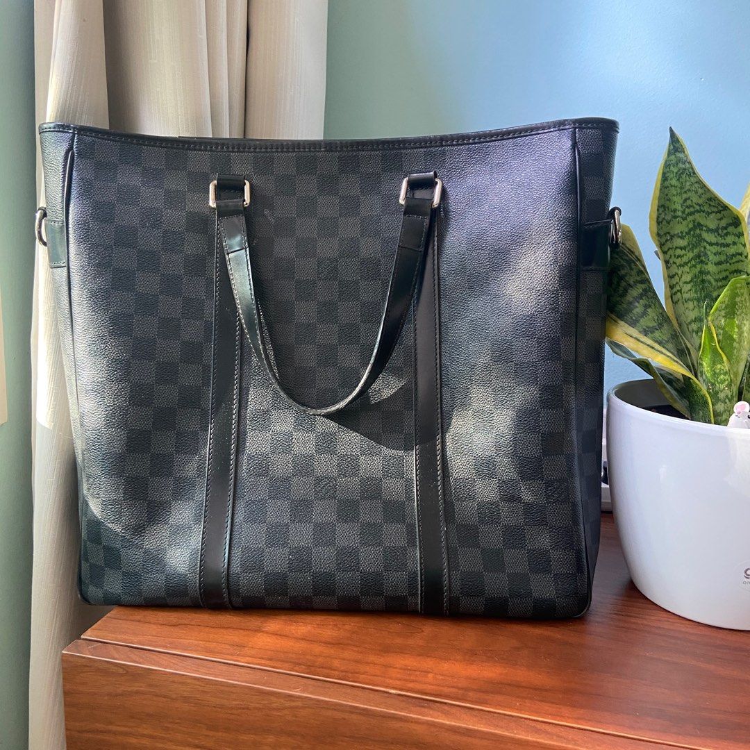 Louis Vuitton Damier Graphite Canvas Tadao GM Tote Bag, Luxury, Bags &  Wallets on Carousell