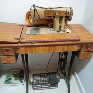 Mesin jahit jenama SINGER vintage