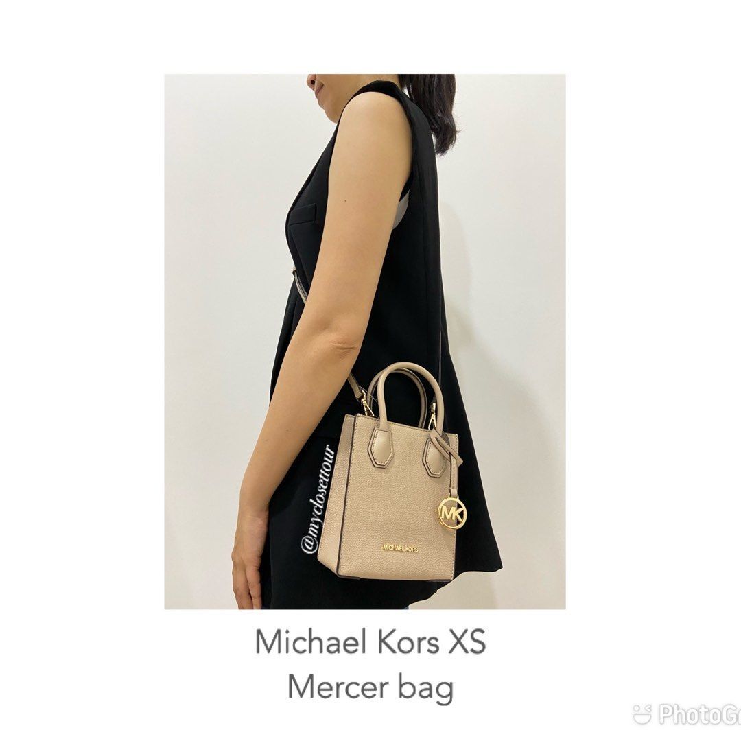 Michael Kors XS Mercer bag Beige