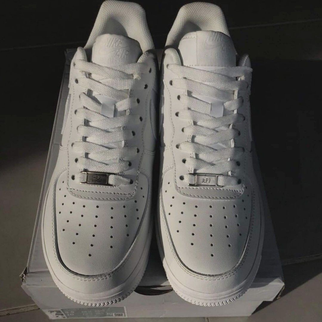 classic white nike air force 1