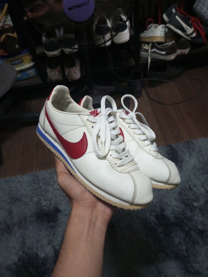 Nike cortez top size 5.5