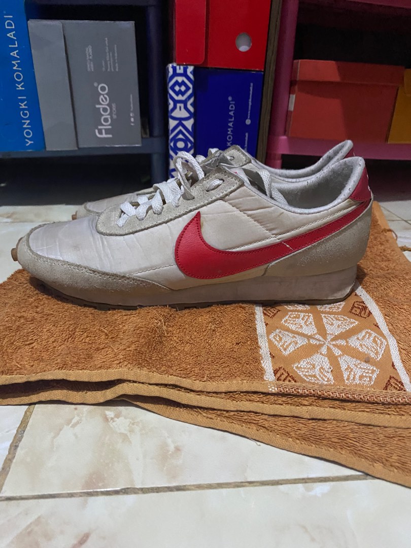 daybreak nike