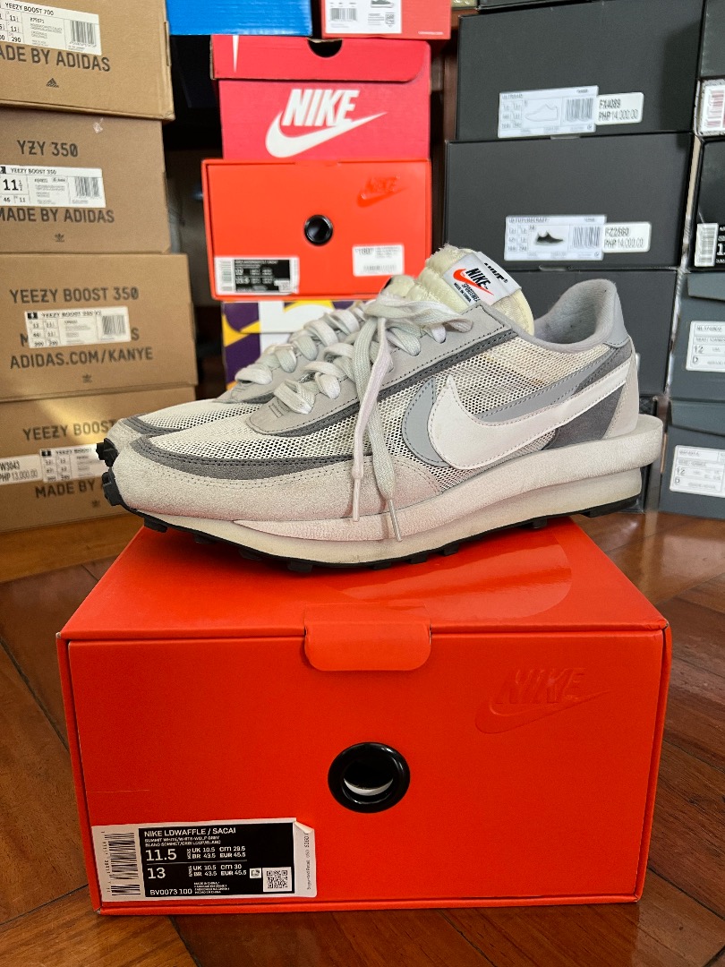 white nike sacai waffle