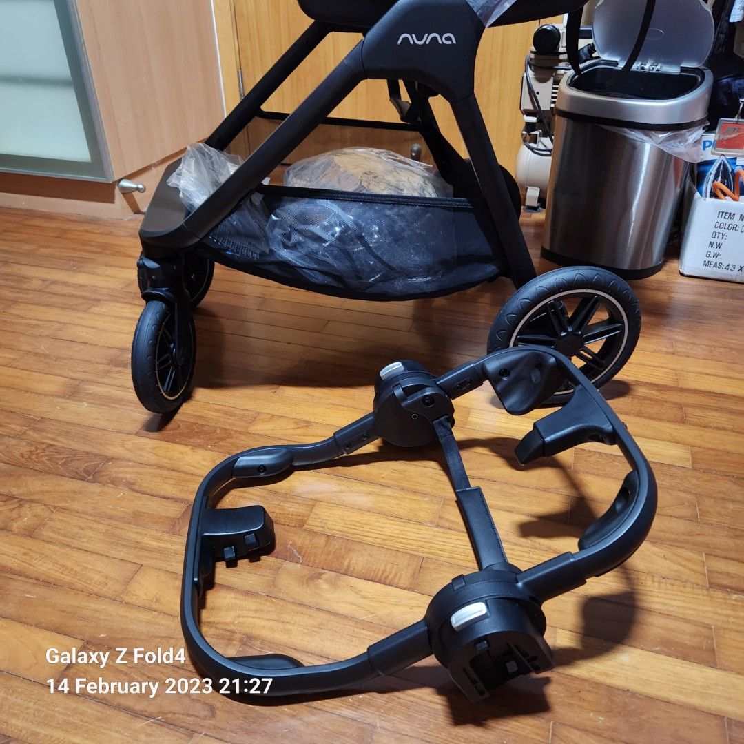 Nuna triv ring adapter, Babies & Kids, Going Out, Strollers on Carousell