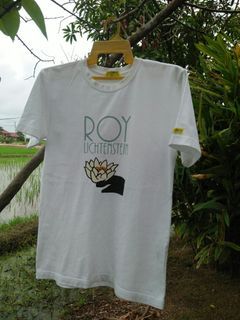 ROY LICHTENSTEIN x UNIQLO white tshirt size medium