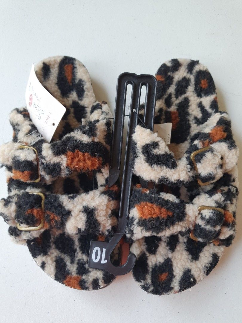 Secret treasures luxe two band slippers on sale