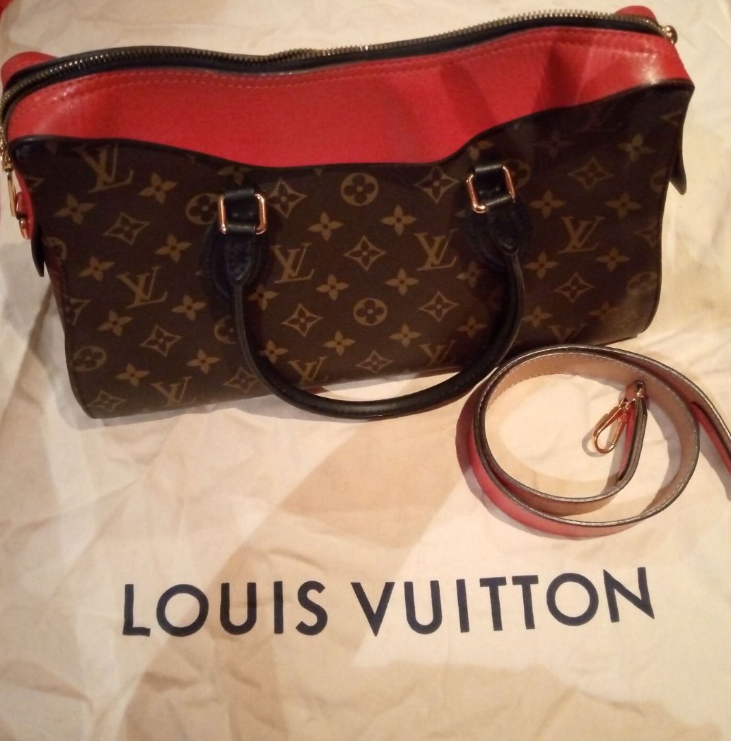 LV Tivoli PM (size small), Women's Fashion, Bags & Wallets, Shoulder Bags  on Carousell