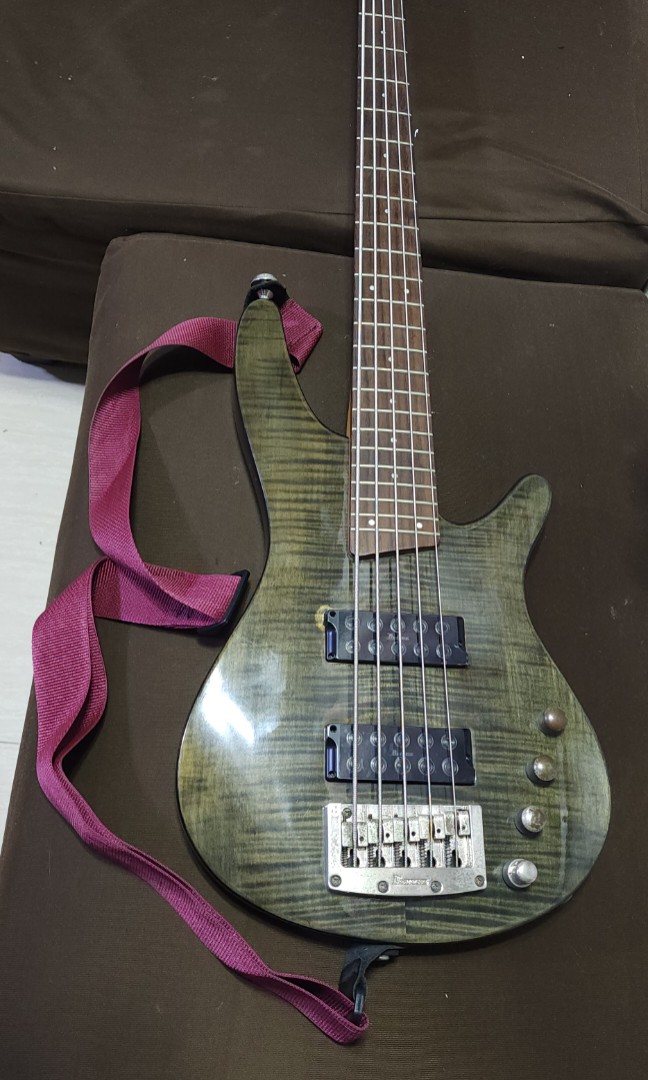 Selling Ibanez SRX505 Hobbies Toys Music Media Musical