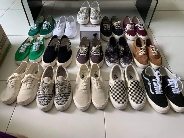 Which store sells vans shoes top