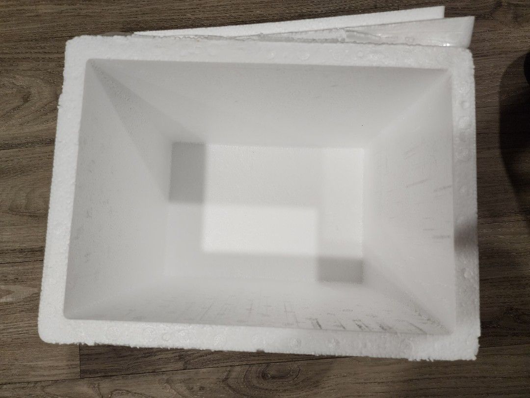 Styrofoam boxes for sale, Furniture & Home Living, Home Improvement