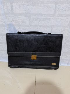 (Kategori: ) berada di . Dikirim oleh 2nd_good.quality (ID iklan 1215259076, Gambar 1). Deskripsi: .